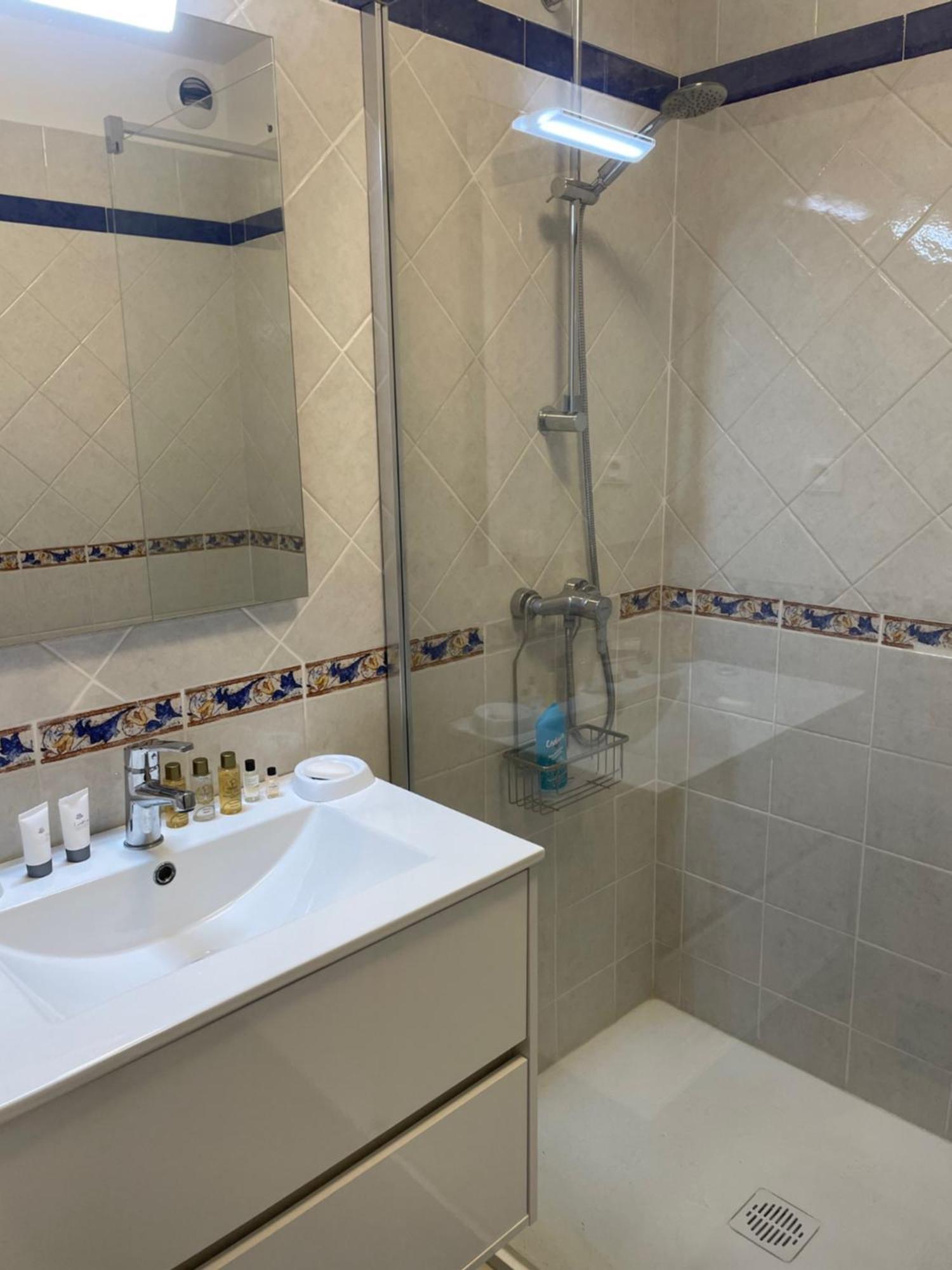 2 Pieces Saint Raphael Renove, Classe 4 Etoiles, 100 M Plages, Piscine, Tennis, Parc, Terrasse, Jardin Privatif Εξωτερικό φωτογραφία